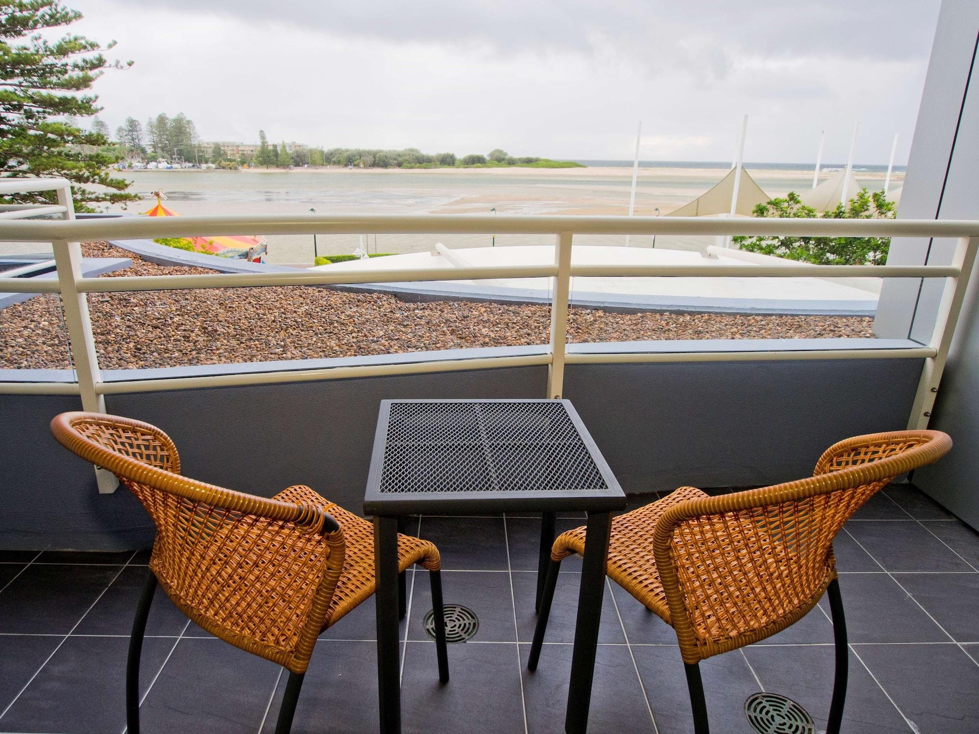 Oaks The Entrance Waterfront Suites Ngoại thất bức ảnh